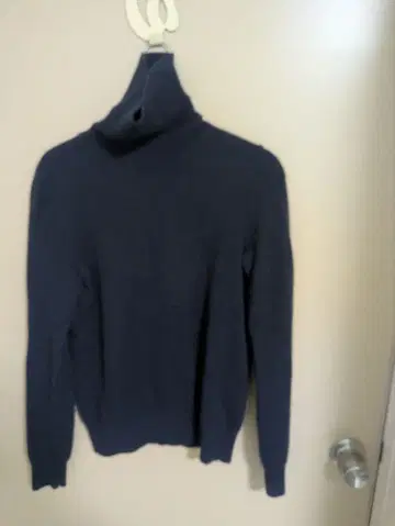 다카시마야 TAKASHIMAYA 네이비 터틀넥 스웨터