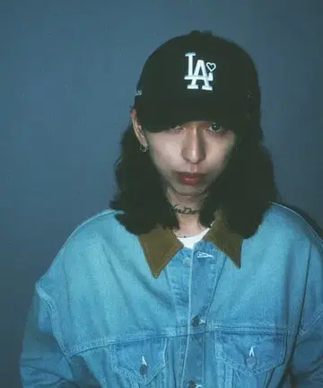 [ 미사용 새상품 ] BASICKS x NEWERA 콜라보 캡 블랙