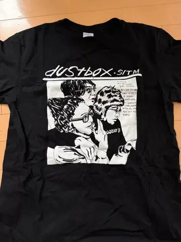 더스트박스 T셔츠