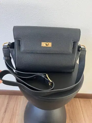 천연 가죽 숄더백