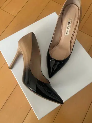 DIANA 다이애나 하이힐 블랙 베이지 23.5 cm