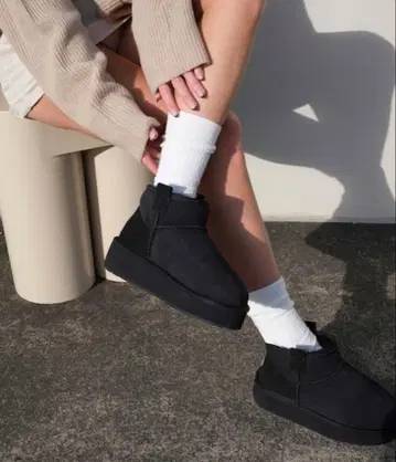 블랙 어그 부츠 숏 타입