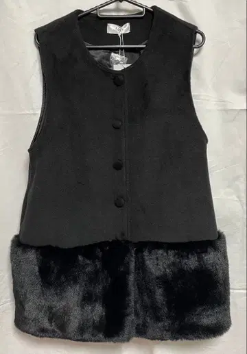 Myu 퍼 절개 2way 베스트 원피스 블랙