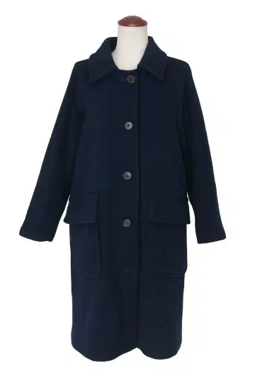 apart by lowrys 코트