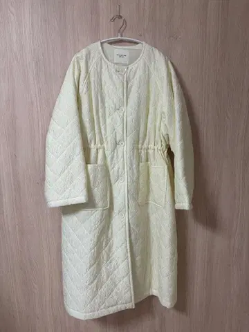 퀼팅 롱 코트 화이트