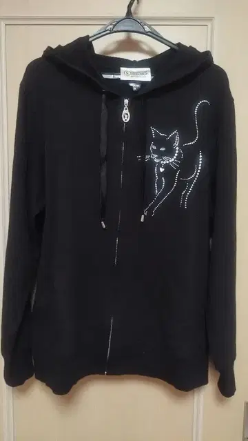 Christine Alexander 고양이 큐빅 블랙 후드티 cat