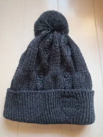 NOAH NYC 니트 캡 차콜 그레이 영국제