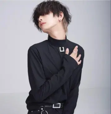 ADRER 메탈 참 롱 하이넥 탑