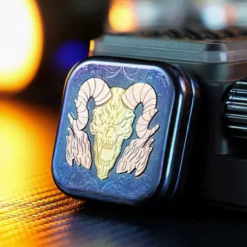 [ 미개봉 새상품 ] 새턴 킹 리듬 슬라이더 티타늄 피젯 토이 EDC