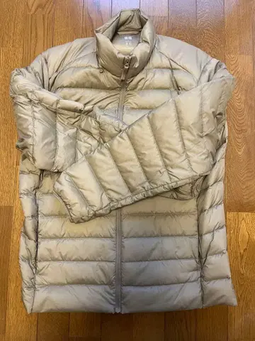 유니클로 울트라 라이트 다운 L 베이지