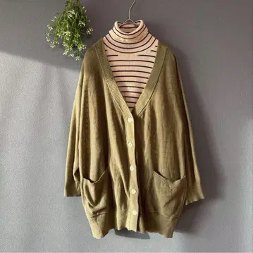 로리즈팜 [F] 내추럴 루즈핏 사이드 슬릿 니트 가디건