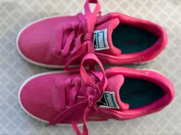 [ 새상품급 ] [ 미사용 ] puma cali 스니커즈 23.5cm