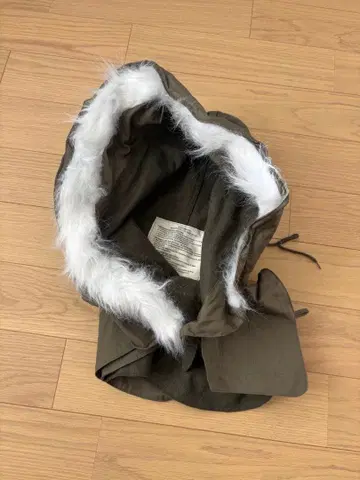 올리브 그린 모즈 코트 퍼 포함