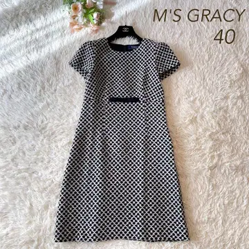 새상품급 M'S GRACY 플라워 모티브 리본 원피스 블랙 40
