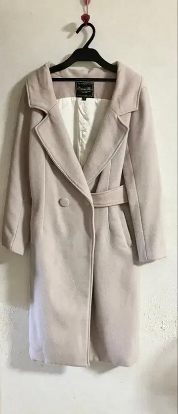 에밀리아 위즈 스텐카라 코트