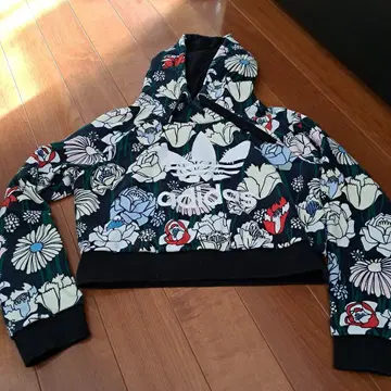 adidas 꽃무늬 크롭 후드티
