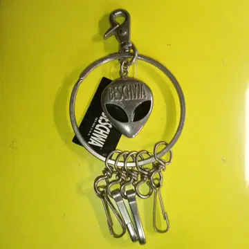 BESCHWA 에이리언 키링