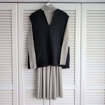 미라 오웬 리브 니트 셋업