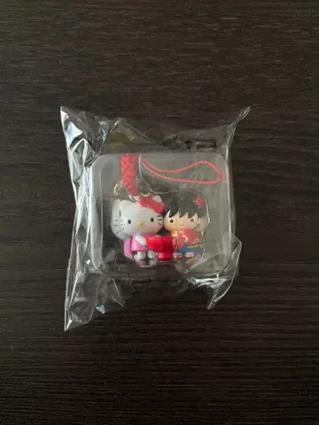 헬로키티 신주이치 된장 콜라보 스트랩