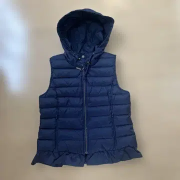 Aylesbury 후드 부착 밑단 프릴 다운 베스트 네이비