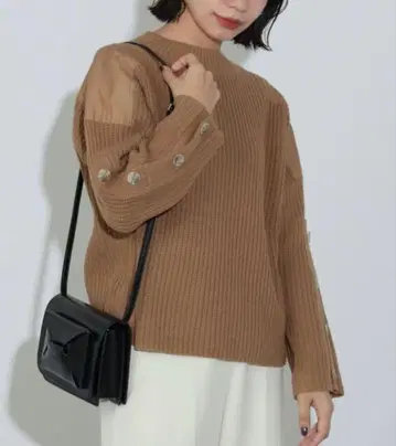 BEAMS 소매 버튼 밀리터리 니트 풀오버 베이지