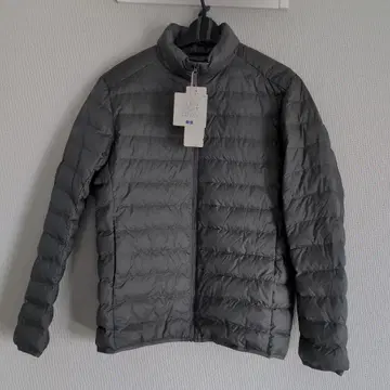 UNIQLO 울트라 라이트 다운 자켓 S 사이즈 그레이