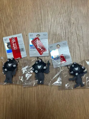 블랙 BLACK 미야쿠미야쿠 입체 PVC 키링 오사카 간사이 만박