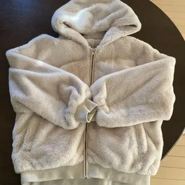 아이보리 페이크 자켓 후드 부착
