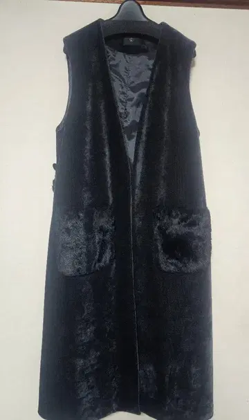 Mia 블랙 퍼 스타일 롱 베스트