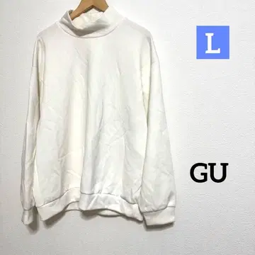 GU 화이트 하이넥 맨투맨