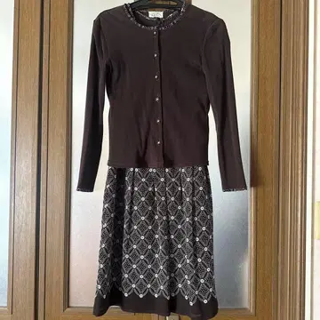 옵티 Opti 브라운 꽃무늬 셋업 사이즈 2부터 3