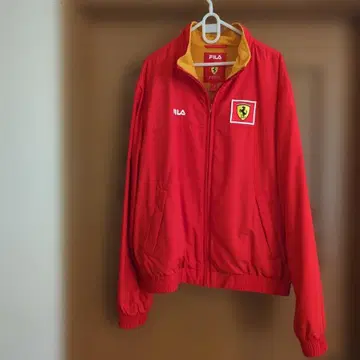 FILA 페라리 엠블럼 빨간색 자켓 구제 의류