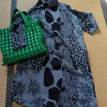 새상품 꽃무늬 터틀넥 롱 원피스 & 새상품 백