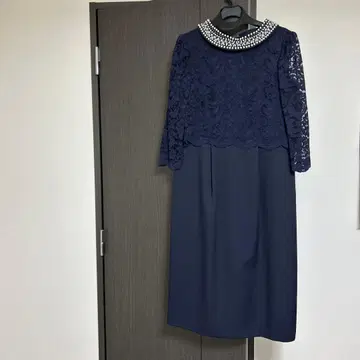 네이비 레이스 소매 비쥬 옷깃 롱 원피스