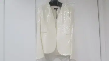 택 포함 새상품 5만 띠어리 노카라 자켓 입학식