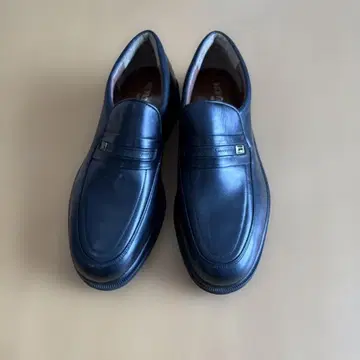 마드라스 MORGAN QUINN 남성용 블랙