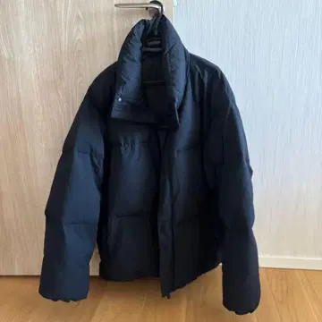 UNIQLO U 블랙 다운 자켓