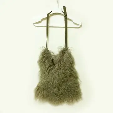 유나이티드 애로우즈 올리브 그린 퍼 숄더백