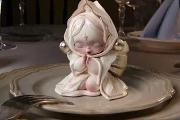 The Feast Begins the Napkin 스컬팬더