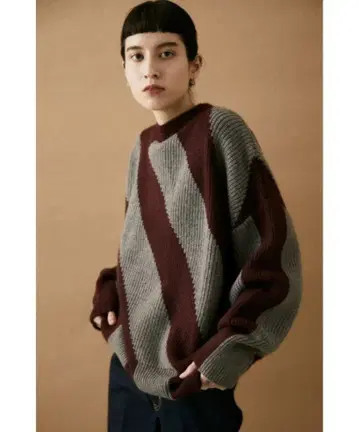 obique line knit tops(오블리크 라인 니트탑)