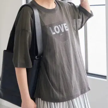 베이크루즈 반팔 시어 T셔츠 차콜