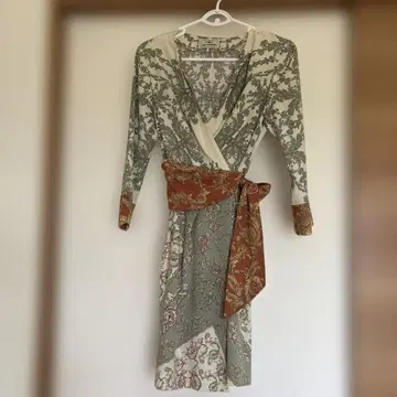 꽃무늬 랩 드레스 그린/아이보리/오렌지