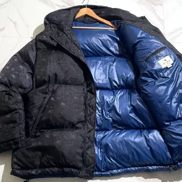 현행 XXXL 에트로 다운 자켓 페이즐리 페가수스 패턴 블루 x 블랙