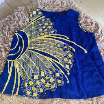 [ 미사용 새상품 ] 시선당 꽃무늬 크레이프 원단 슬리브리스 튜닉