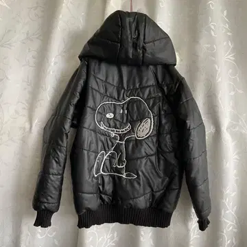 여성용 SNOOPY 자수 블랙 다운 자켓 레어