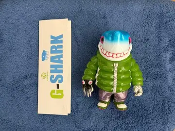 GYAROMI momoco studio G-SHARK