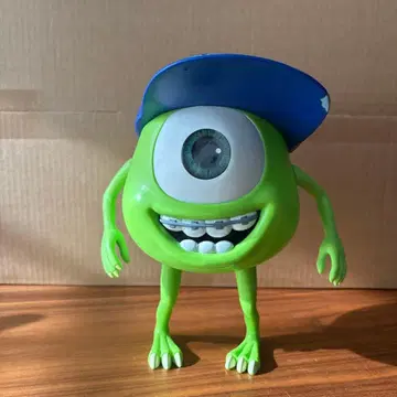 마이크 와조스키 피규어 약 20cm