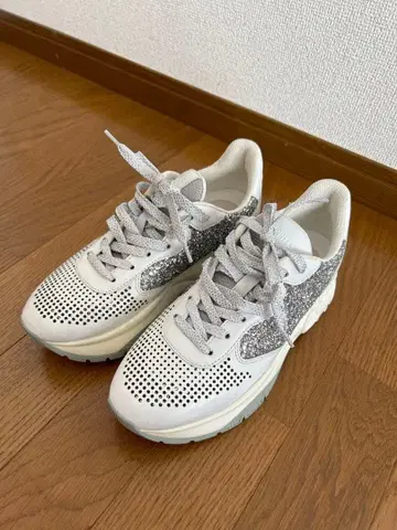 [ 한번 착용 ] 지미추 화이트 글리터 스니커즈