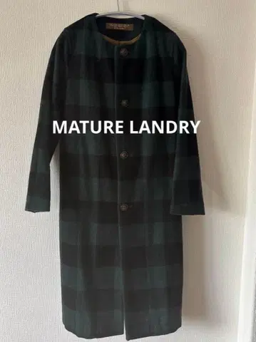 MATURE LANDRY 그린 계열 체크 끈 포함 롱 코트 사이즈 2
