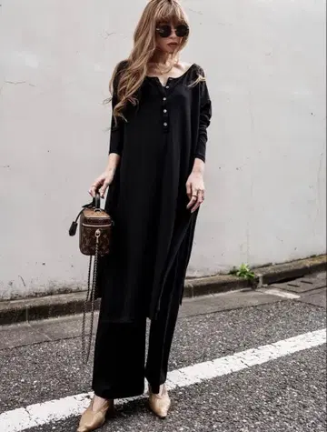 Glam Lips 헨리넥 릴랙스 셋업